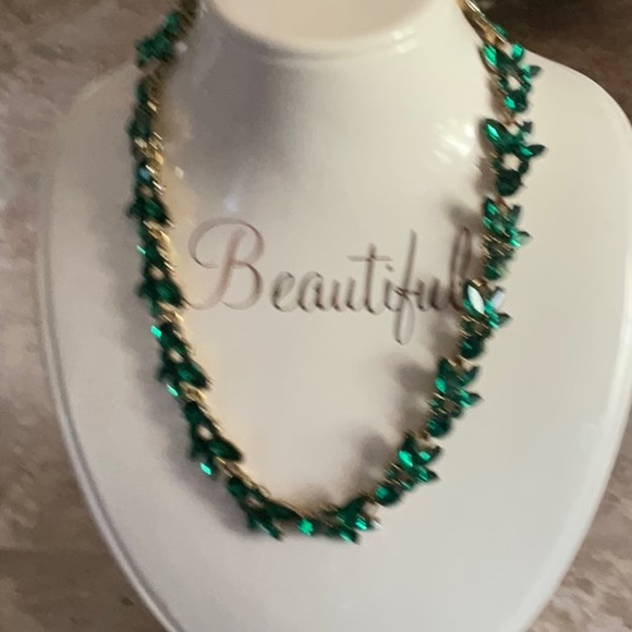 EYE CANDY LOS ANGELES 16” Crystal Necklace - Picture 2 of 6